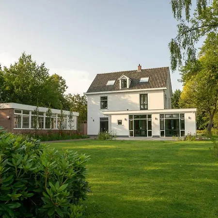 Luxe Ruime In Natuurgebied Villa